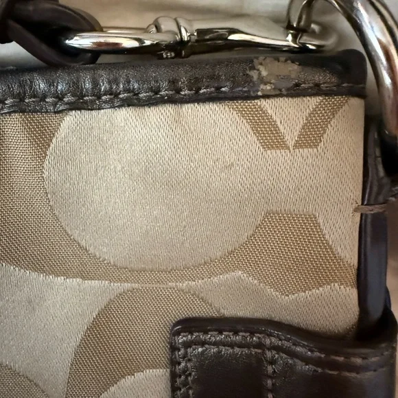 Vintage Coach Signature Crossbody Shoulder Bag in Khaki/Brown - Picture 8 of 11